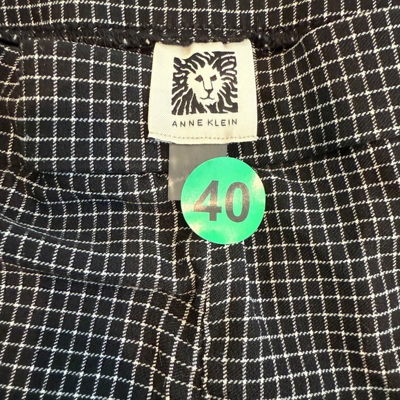 Anne Klein black and  white checkered trouserd - Picture 5 of 5